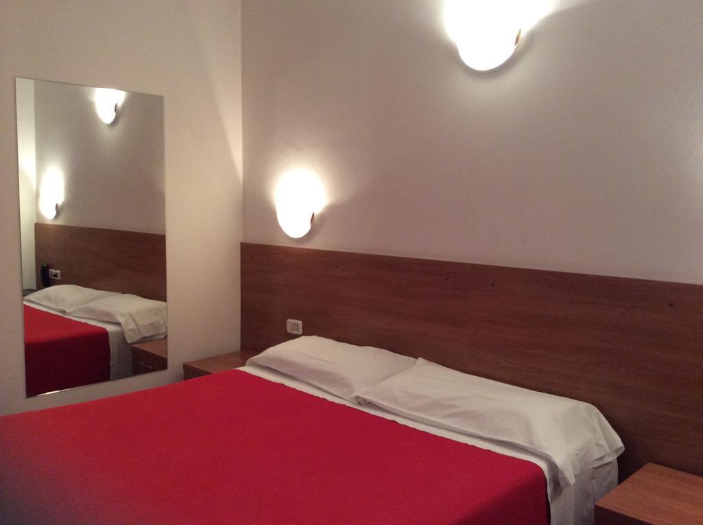 Hotel San Marco Arezzo Kamer foto